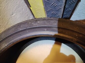 Predám Pneu Falken 215/40R18 leto
