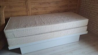 Postel a 2ks matrace