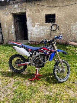 Yamaha YZF 250
