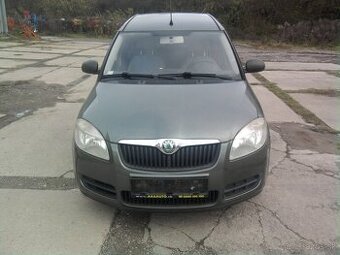 Rozpredam skoda roomster na diely 1.2htp
