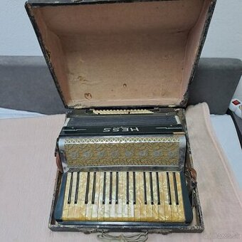 Harmonika Hess 80 basov