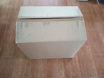 Škatule/ krabice