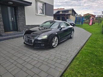 Audi TTS 2.0 TFSI quattro Coupe