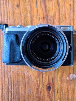 Fujifilm X70 REZERVOVANY