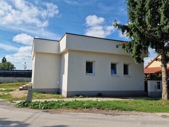 4 izb. rodinný dom v Šintave na 467m2 pozemku na predaj - 1