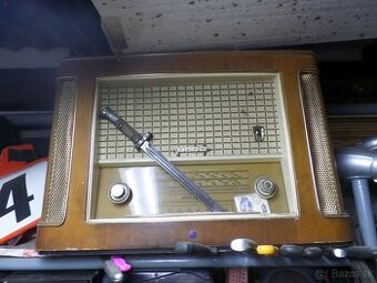 Starožitné gramorádio