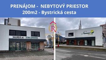 Prenájom : Reprezentatívny obchodný priestor 200 m² – Ružomb