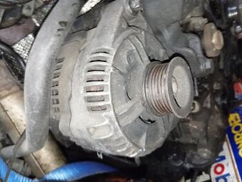 Opel Vectra b alternátor
