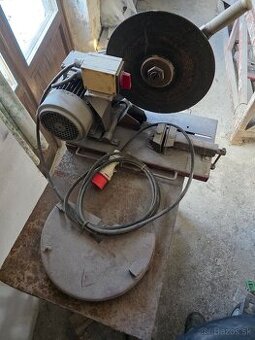 Kotúčová píla na železo