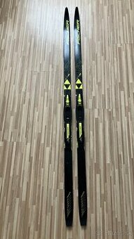 Detské bežky Fischer Sprint Crown 150 cm + viazanie Tour JR