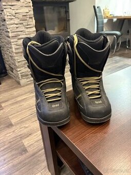 Snowboardove topánky 37