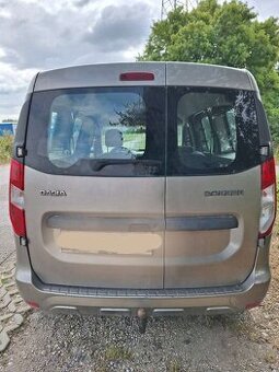 Dacia dokker rok 2015 1.6i hnedá metaliza