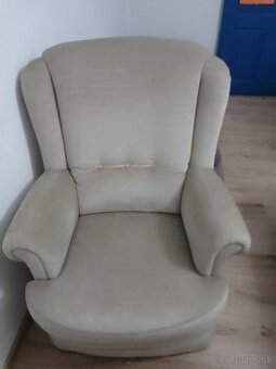 Predám pekné zachovalé kreslo...usiacik.