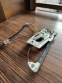 BMW E39 – predný ľavý mechanizmus okna (vodič)