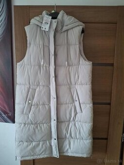 vesta s kapucňou velkost M