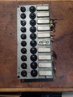 Panel vypínače poistky