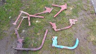 Poškodené rámy Jawa cz