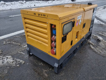 Tlmič Atlas Copco QAS 30 KVA. 4-valcový motor Kubota. Generá