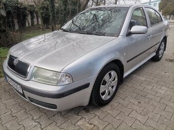 Škoda Octavia 1.6.benzin , EK a STK do 01/2028