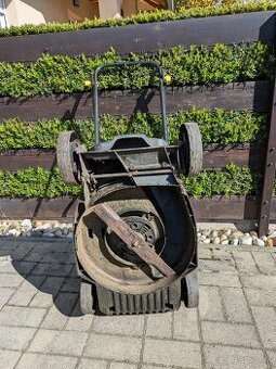 Kosacka, vertikutator, rotavator, Trimmer posypovy vozik