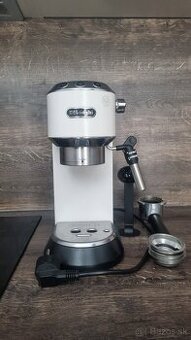 De'Longhi Dedica EC 685.W