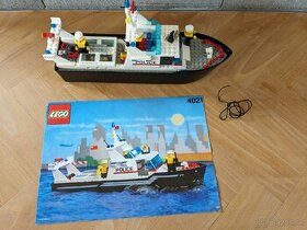 Lego town 4021 police boat