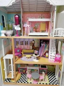 Barbie drevený domček
