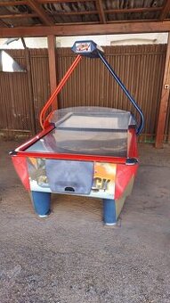 Vzdušný hokej - air hockey