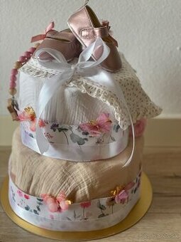 Dievčenská plienkova torta