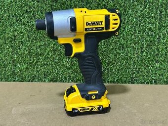 Dewalt DCF815 rázový uťahovák