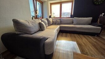 Rozkladací gauč s úložným priestorom