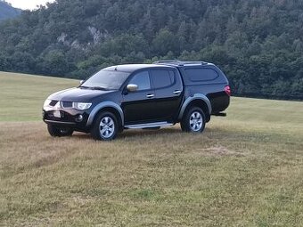 Mitsubishi L200 Mitsubishi L 200 4X4 SSC 1majitel