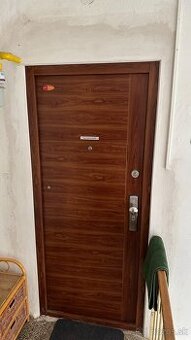 PREDAJ 2-izbový byt s balkónom, Vargové Pole, Rožňava
