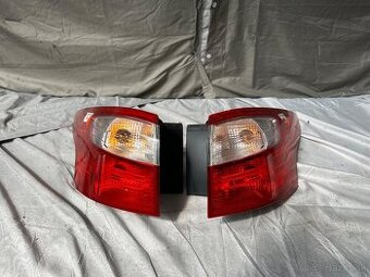 Ford Focus mk3 kombi svetla