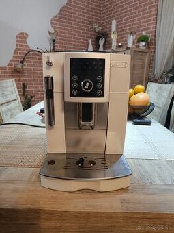 Predám automatický kávovar DeLonghi Magnifica S