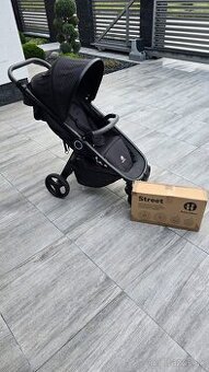 Petite&Mars Street Black Edition