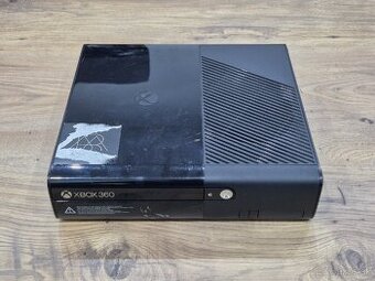 Samostatná herná konzola XBOX 360E
