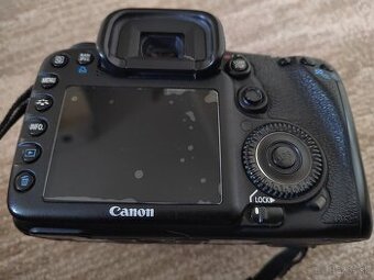Canon EOS 7D