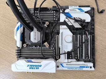 Doska, procesor, vodné chladenie