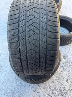 315/30R21 Pirelli