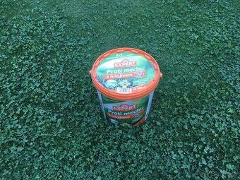 Trávnikové hnojivo