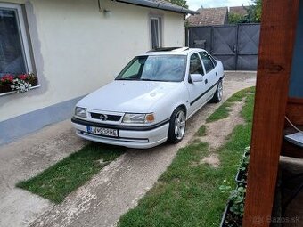 predám OPEL VECTRA  A 1,8 benzín, 116 000km