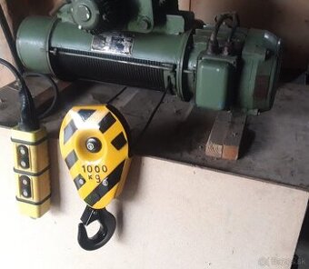 Lanový kladkostroj Balkancar T10332MA 1000 kg H12m