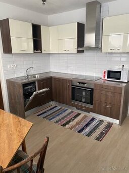 Prenájom 3-izbový byt