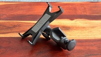 Predám držiak na tablet IK Multimedia iKlip Xpand