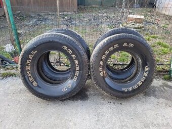 Terénne pneumatiky General Grabber AT