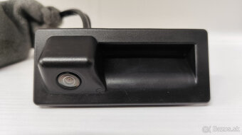 Kľučka 5 dverí s kamerou Škoda - 3V0 827 566