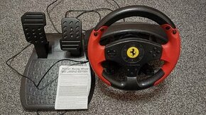 PC Volant Thrustmaster - Ferrari Red Legend Edition