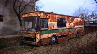 autobus Karosa Š radi 700 na nahradne diely