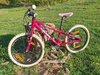 Dievčenský horský bicykel CUBE, veľkosť 20